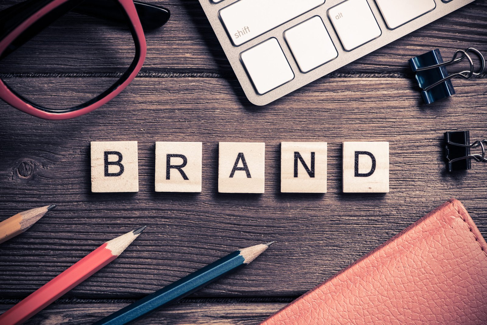 Building a Strong Digital Brand Identity That Stands Out in 2025